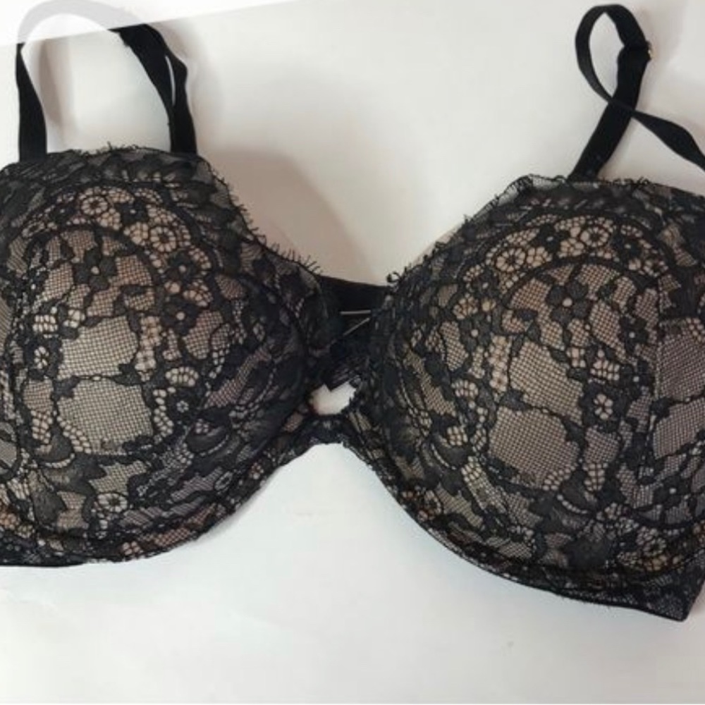 Victoria's Secret Very Sexy Push Up lace bra